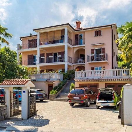 Rona Apartments Ani Icici Bagian luar foto