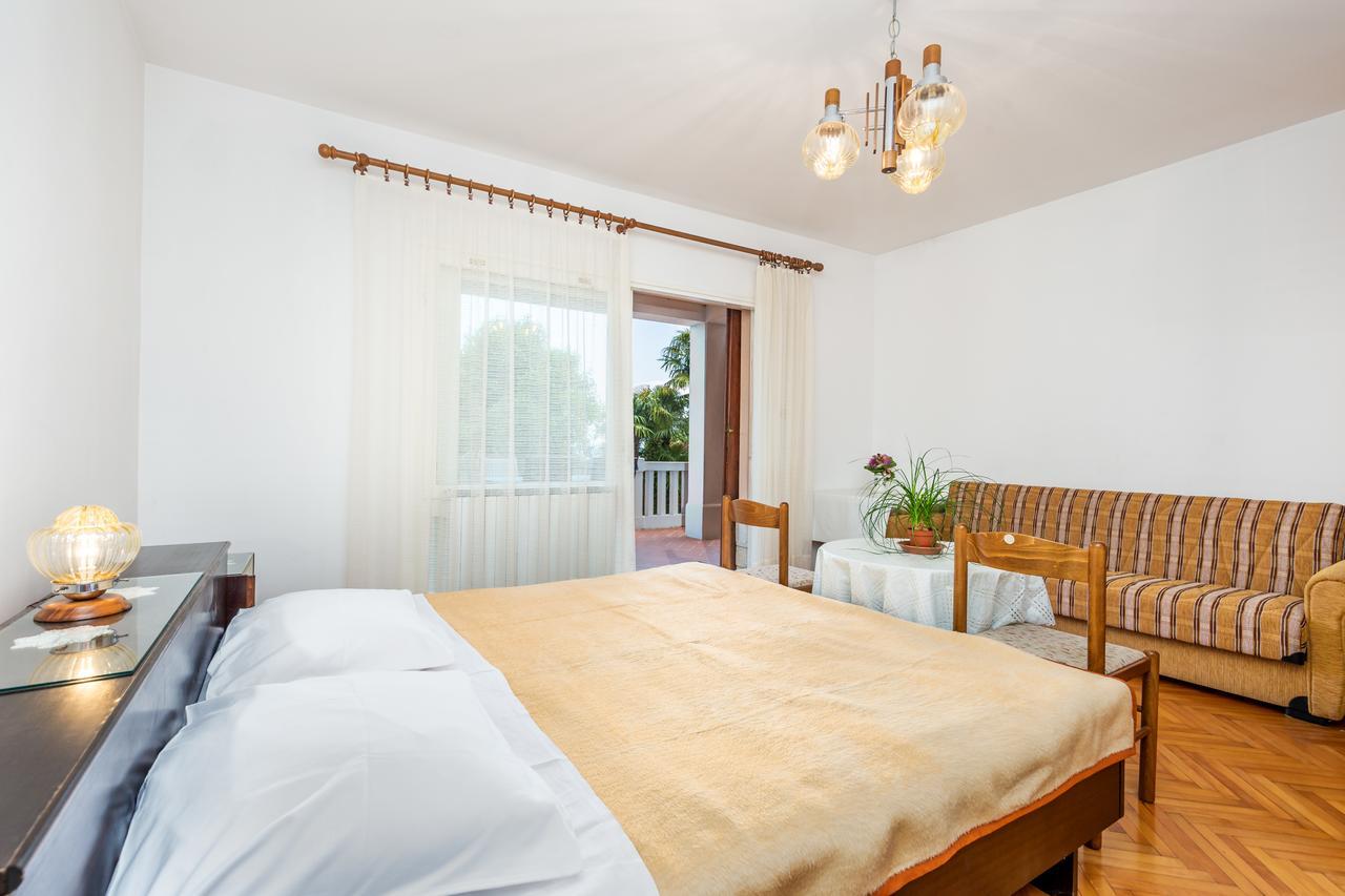 Rona Apartments Ani Icici Bagian luar foto