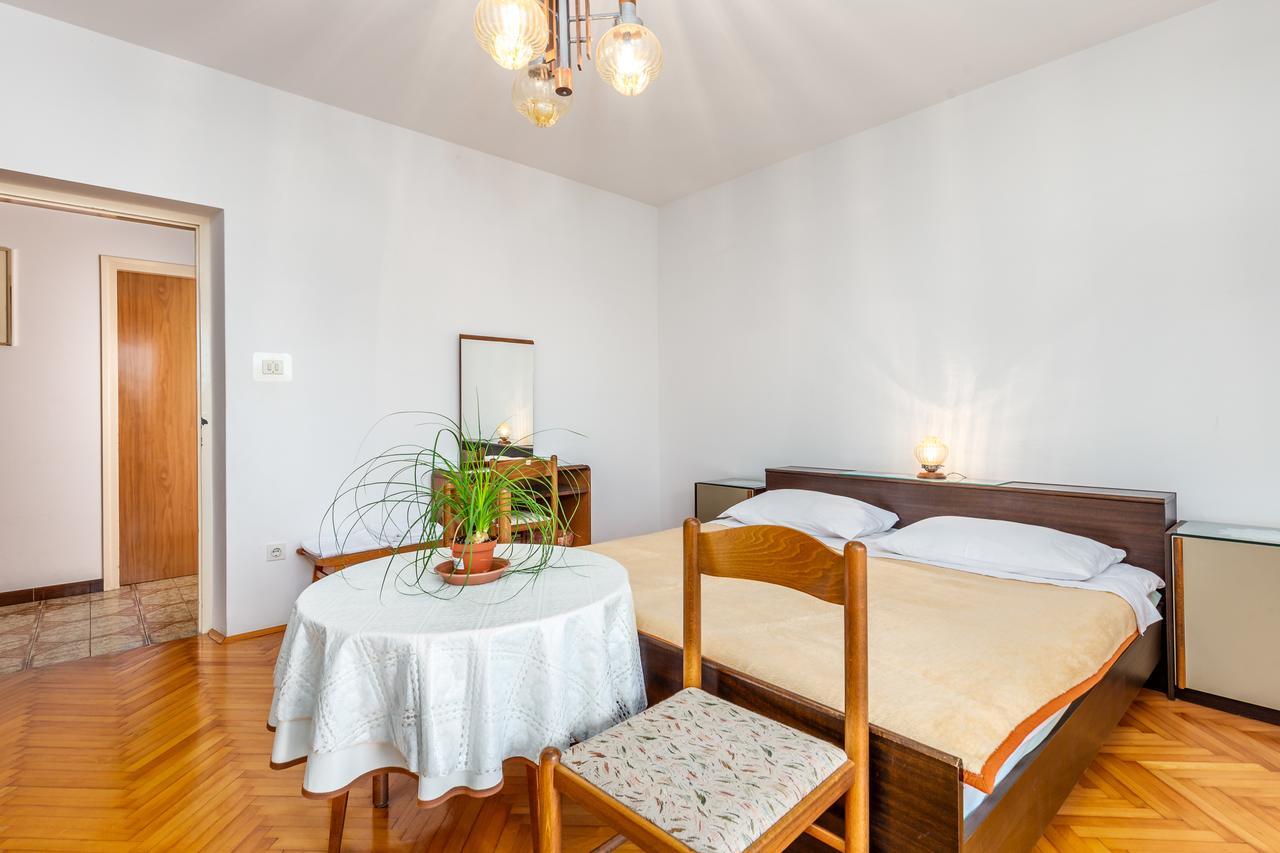 Rona Apartments Ani Icici Bagian luar foto
