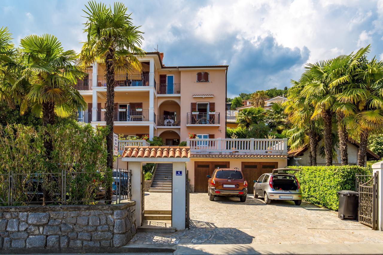 Rona Apartments Ani Icici Bagian luar foto