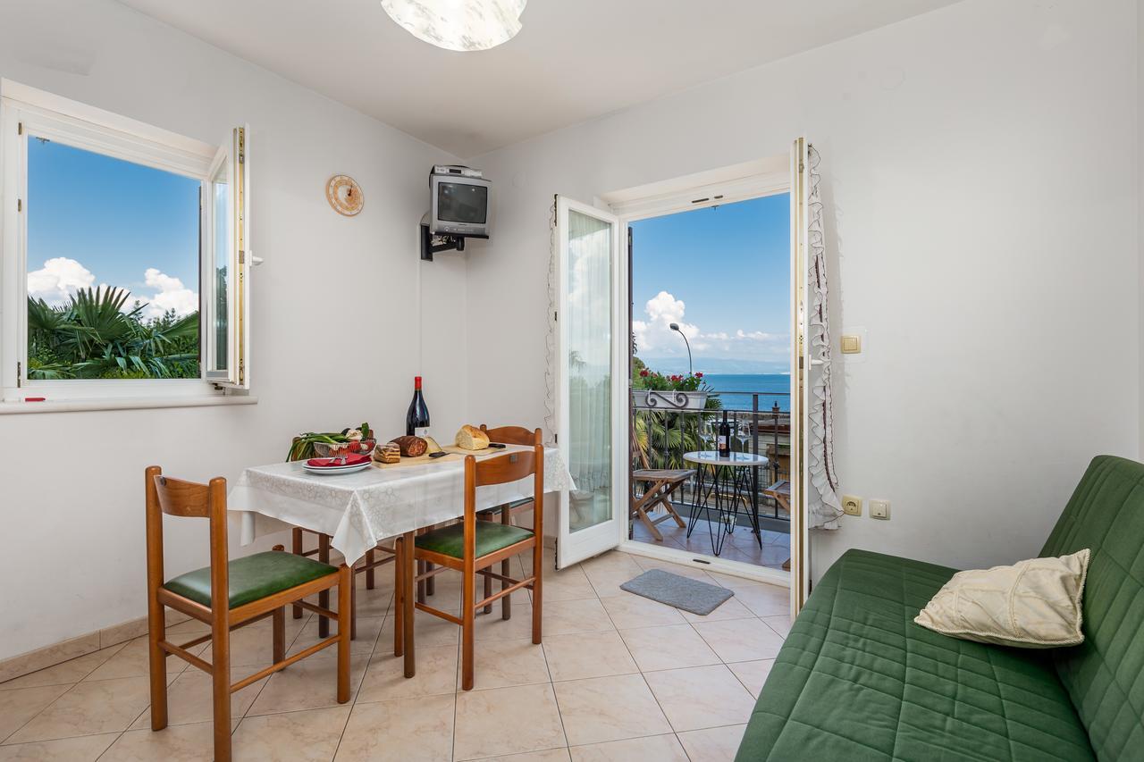 Rona Apartments Ani Icici Bagian luar foto